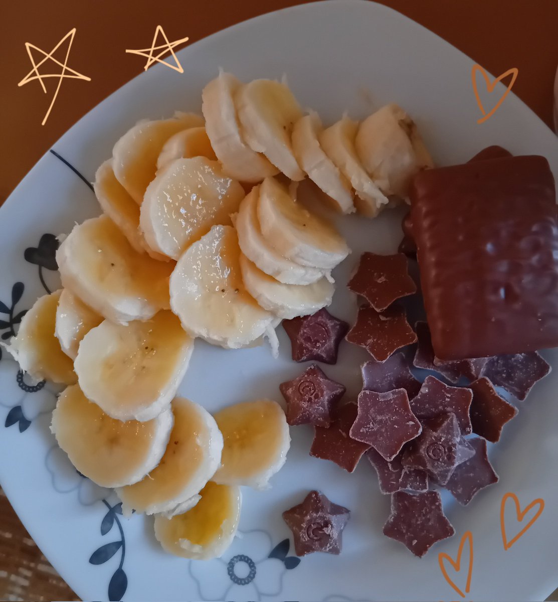 reminder to eat food that you enjoy !!<3