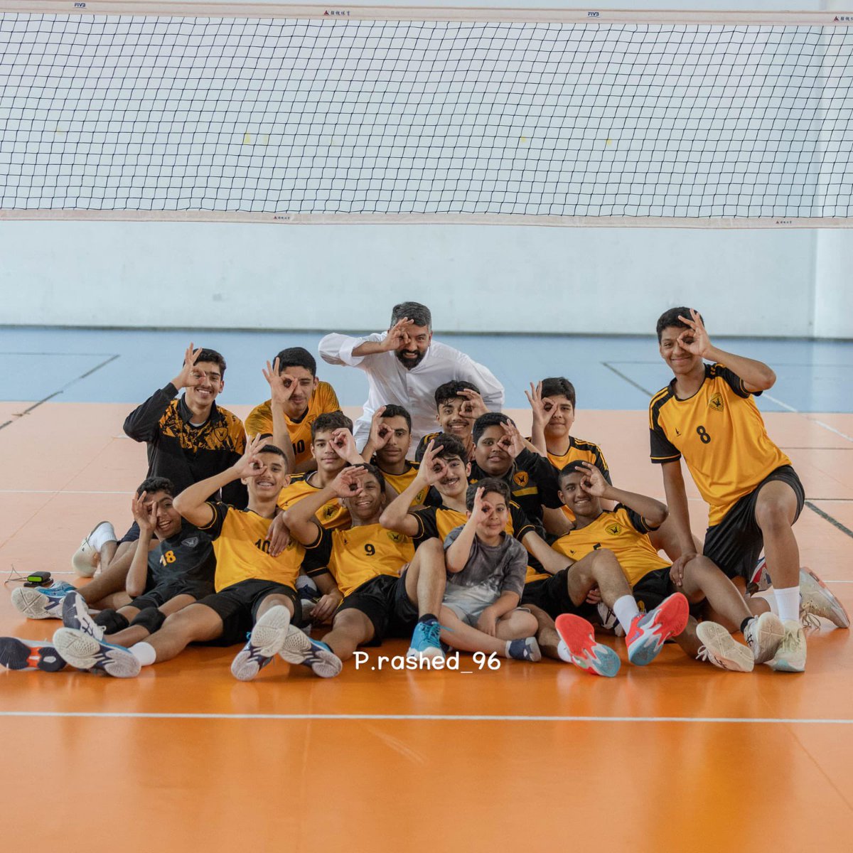 ماشاءالله ولا قوة الا بالله 

مستقبل القادسية بخير 🖤💛

ابطال دوري 14 سنه