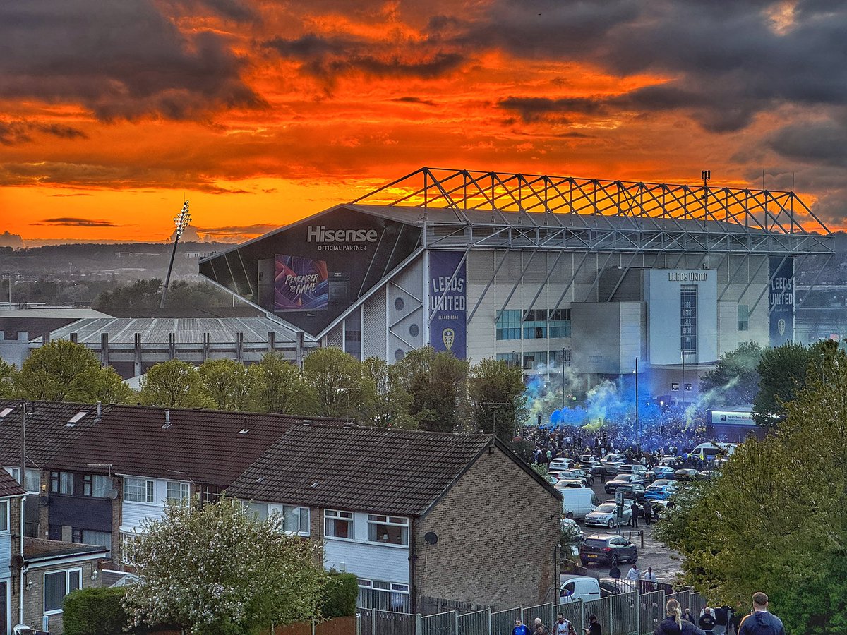 Ryan031083's tweet photo. #LUFC https://t.co/7viI0xirQ6