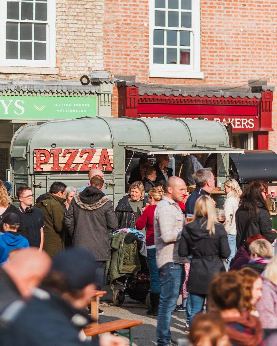 Pocklington Food and Drink Festival is back with a feast of flavours! Over the weekend of 26th and 27th April, experience the best of the local food and drink scene, alongside live music, comedy and children's entertainment loom.ly/DoONEAU