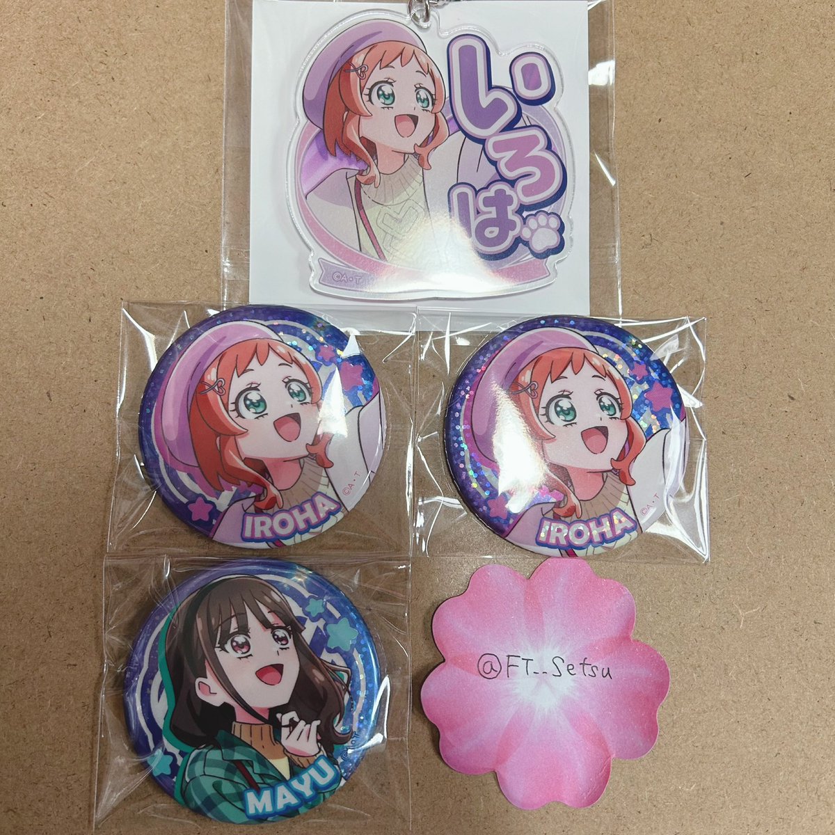 FT__Setsu's tweet photo. 交換  わんだふるぷりきゅあ ドリームステージ ドリステ 缶バッジ ネームアクキー

譲��同種  いろは、まゆ

求：ユキ

郵送交換希望。 https://t.co/vjZLmH8QNh