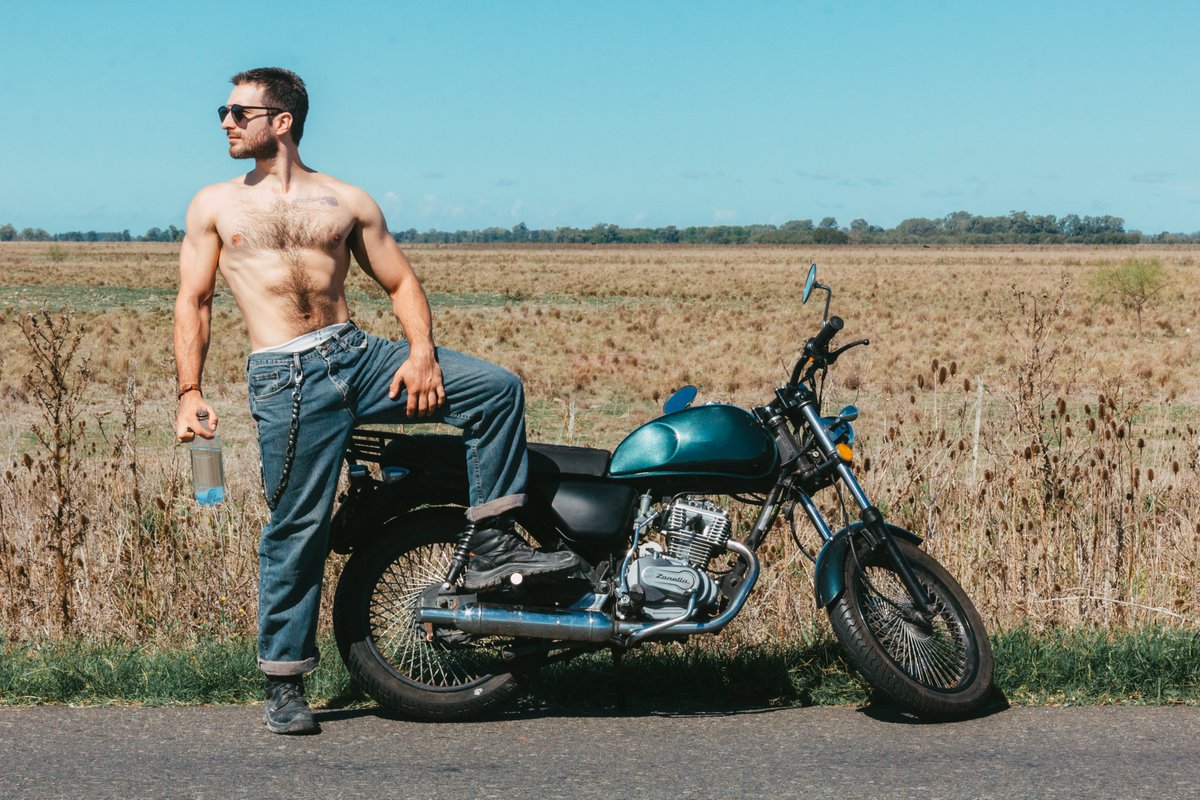 onyfans.com/osito_blanco #muscleboy #hayrymuscular #muscularmodel #hairymodel