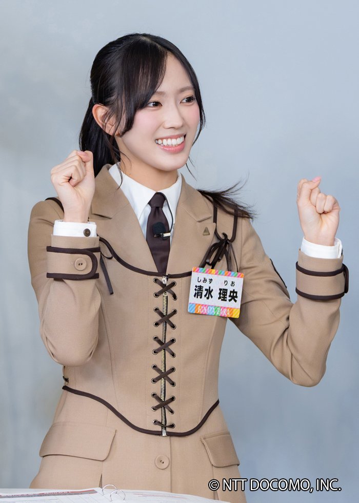 hydrowater1013's tweet image. 理央ちゃん、笑顔の裏で必死に奮闘していました。
#日向坂46 
#清水理央 
#ひななり