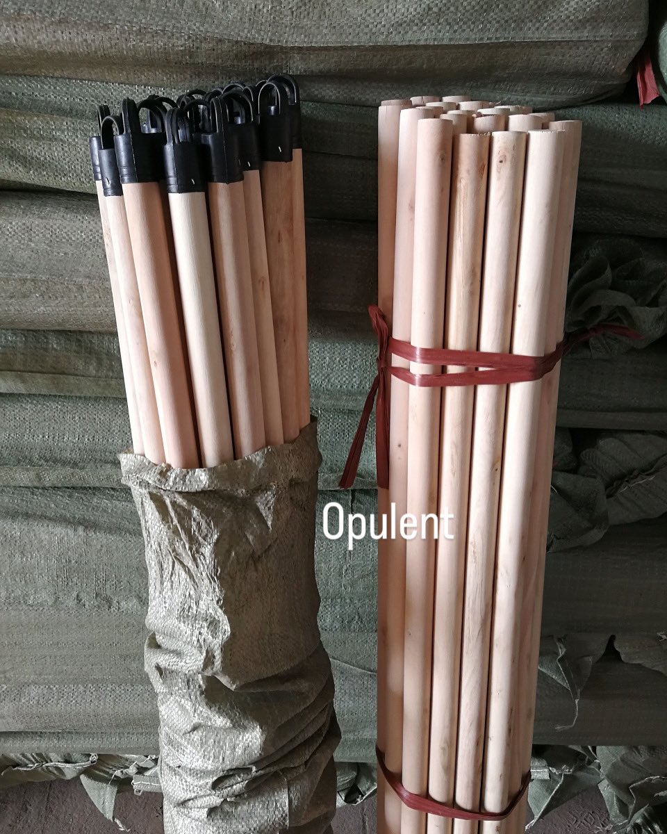 opulenthome1's tweet image. #BroomHandles #DirectfromFactory
Professional broom handle factory, carefully selects materials and has exquisite craftsmanship.
Diverse specifications, customizable. High quality with favorable prices.
Preferential for large orders. Welcome to consult and cooperate!