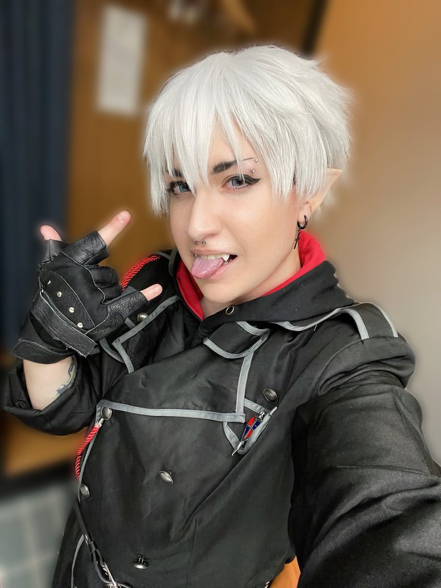 aescherii's tweet photo. I did a thing and cosplayed the beautiful boy, Rin 🩵
#RinOkumura #BlueExorcist #aonoexorcist #BlueExorcistCosplay #cosplayer #cosplayers #anime https://t.co/uQQc0KHh7p