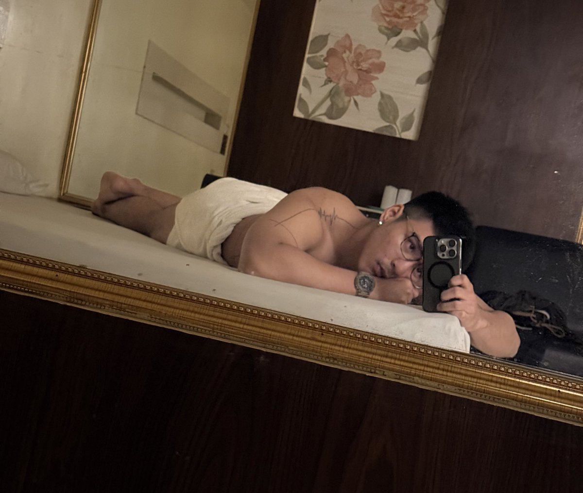 หนูนอนรอแล้วค่ะเสี่ย