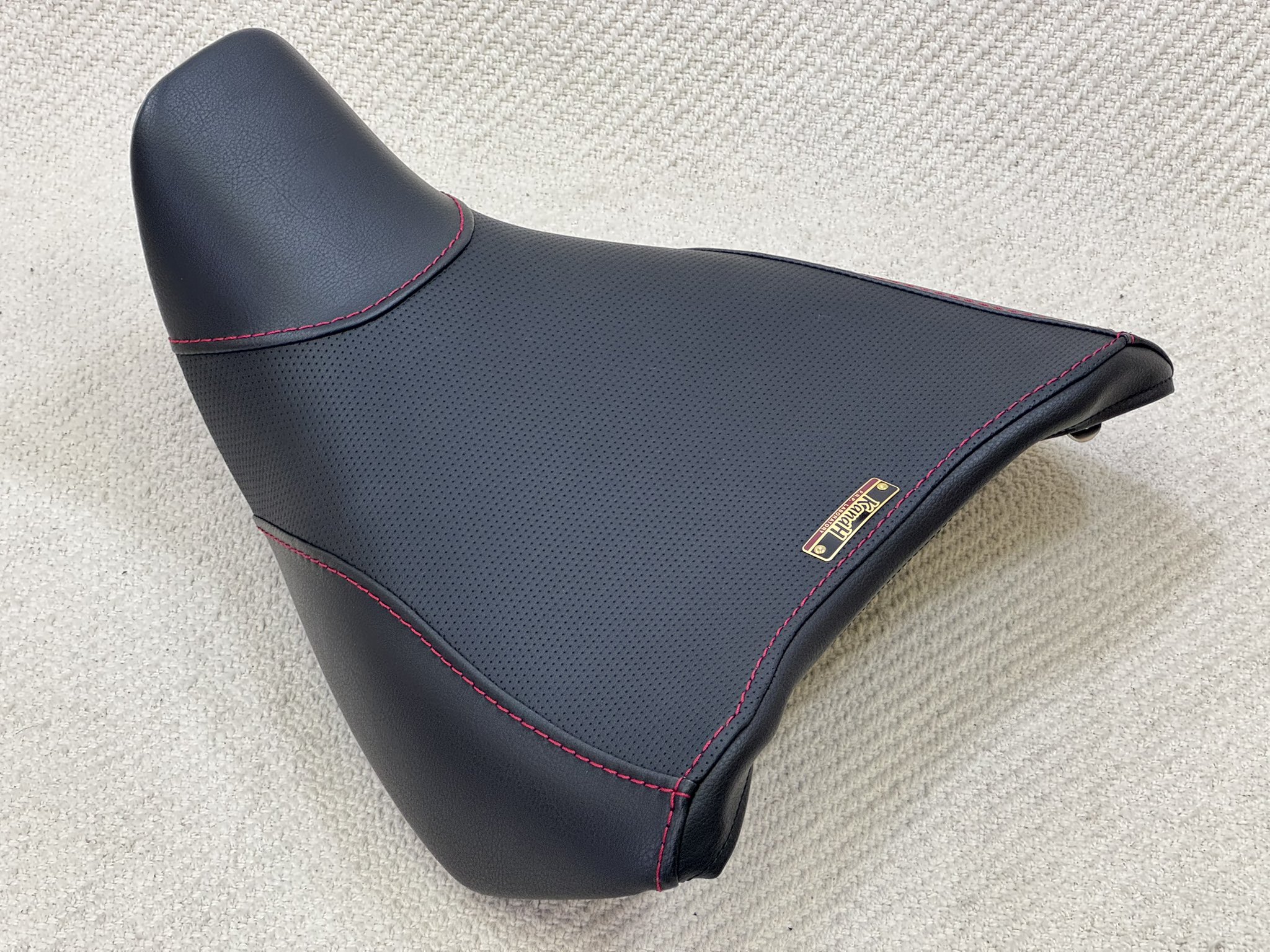 らむ出品 K&H MT-07 ハイシート セミオーダー品