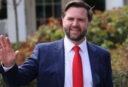 CEO__Insights's tweet image. India, US Set the Stage for Trade Talks With Fresh Roadmap in Hand

Read More: qrcd.org/8YlH

US Vice President JD Vance
Prime Minister Narendra Modi

#TermsofReference #comprehensivetradeagreement #COMPACT #technologytransfer