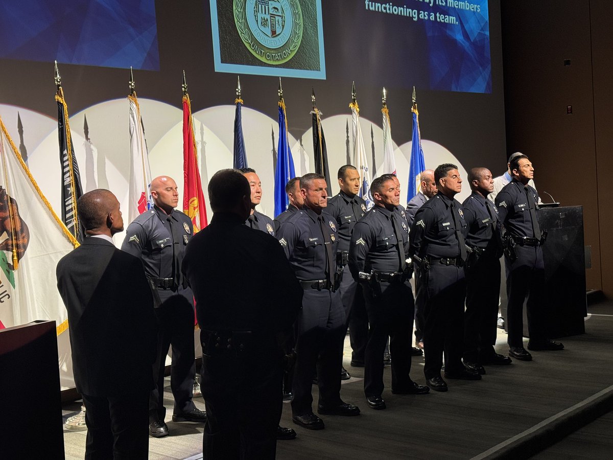 LAPDRuby's tweet image. At today’s LAPD Recognition Awards Ceremony, we honored the brave women and men who distinguished themselves through heroism, lifesaving actions, and exceptional service. The prestigious Police Commission Citation, Police Star and Lifesaving Medal were awarded.
Thank you to…