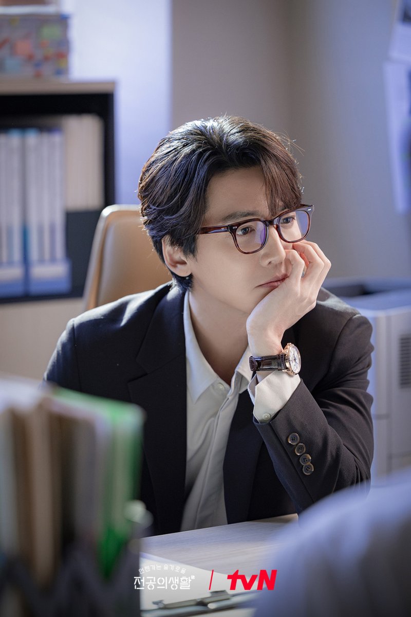 kdrama_menfess's tweet photo. •kdm•  kyungho di interview majalah arena

Kyungho: “selain acting, pusat hidupku adalah sooyoung” &amp;  “Selain acting, hal yang paling bikin aku bahagia adalah kebahagiaan nya sooyoung” 😭😭😭😭🫶🏻 https://t.co/lPu531xHWV