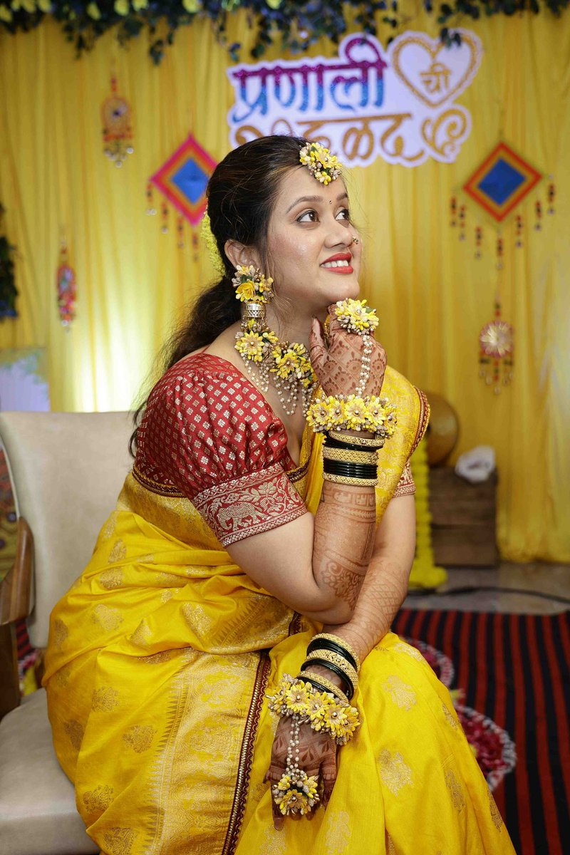 dimeditch's tweet photo. हलदीचे रंग!
💛✨🌼 https://t.co/0wTeGiORjO