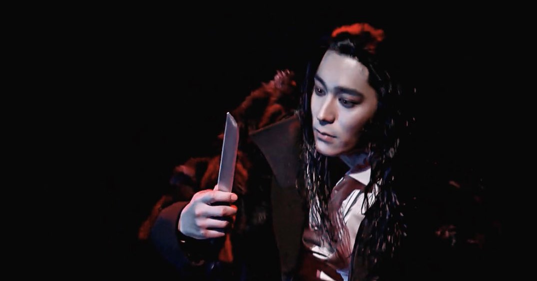 적막👻 tweet media