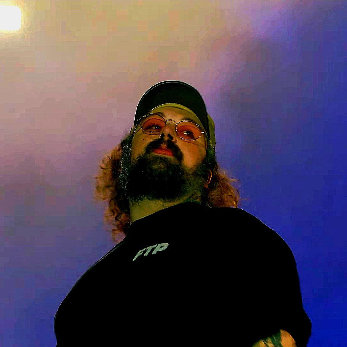 whiskeyaston's tweet photo. Happy GreyDay to Ruby Da fucking Cherry 🥂🎂🥳 https://t.co/iDx380rUa8