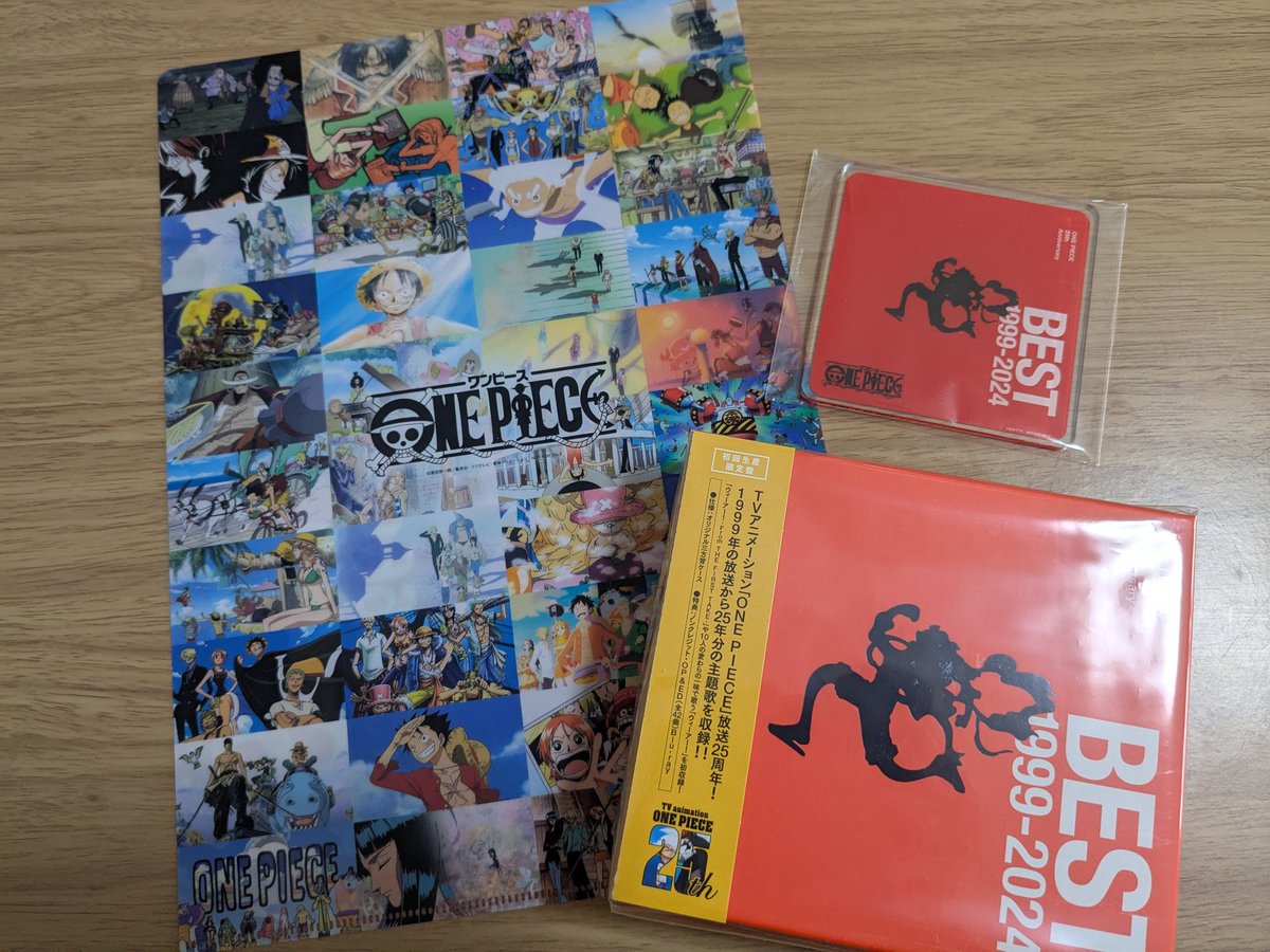 きたーー！！クリアファイルよすぎる😭😭
さっそくノンクレジットOP&amp;ED楽しも🙌🙌
