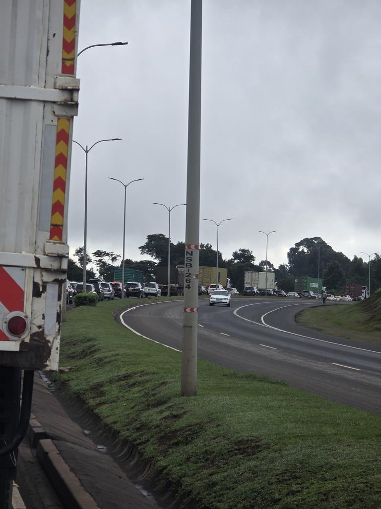 Crazy traffic on the southern bypass this morning <a href="/NPSOfficial_KE/">National Police Service-Kenya</a> <a href="/Ma3Route/">Ma3Route</a>