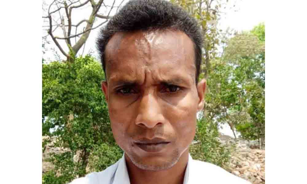 সরকারি চালসহ আটক হওয়া সেই কৃষক দল নেতা বহিষ্কার