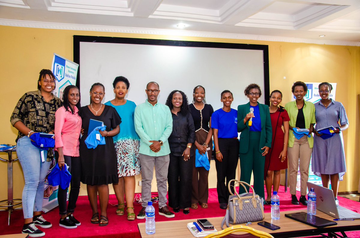 After the buzzer quiz excitement, it was time to celebrate our champions!🎖️🏆

Congratulations to all the winners🥳 

#WTMBujumbura #RefefinePossible #IWD2025