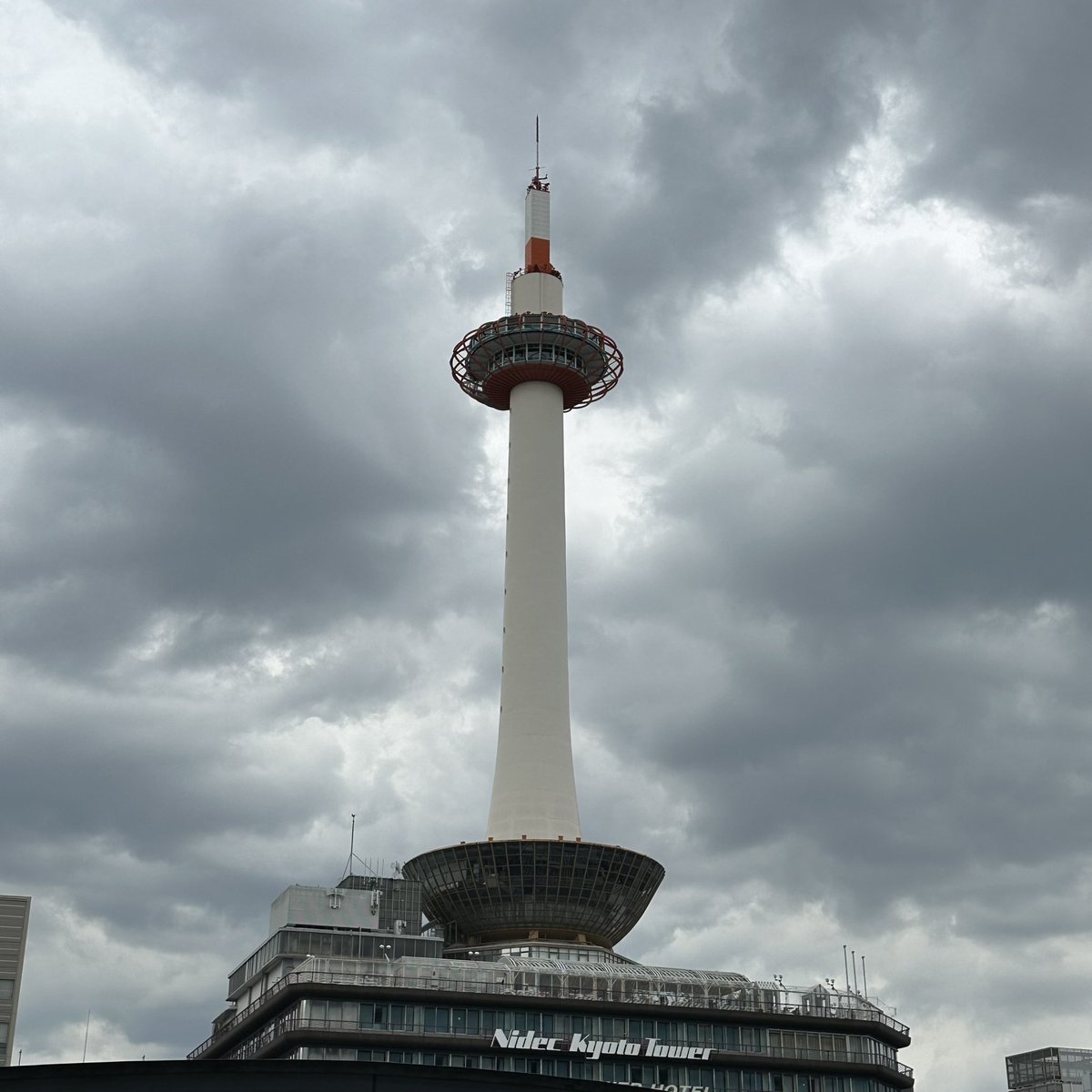 kenhachi's tweet photo. 曇天ですね https://t.co/P89qAN1Ioa