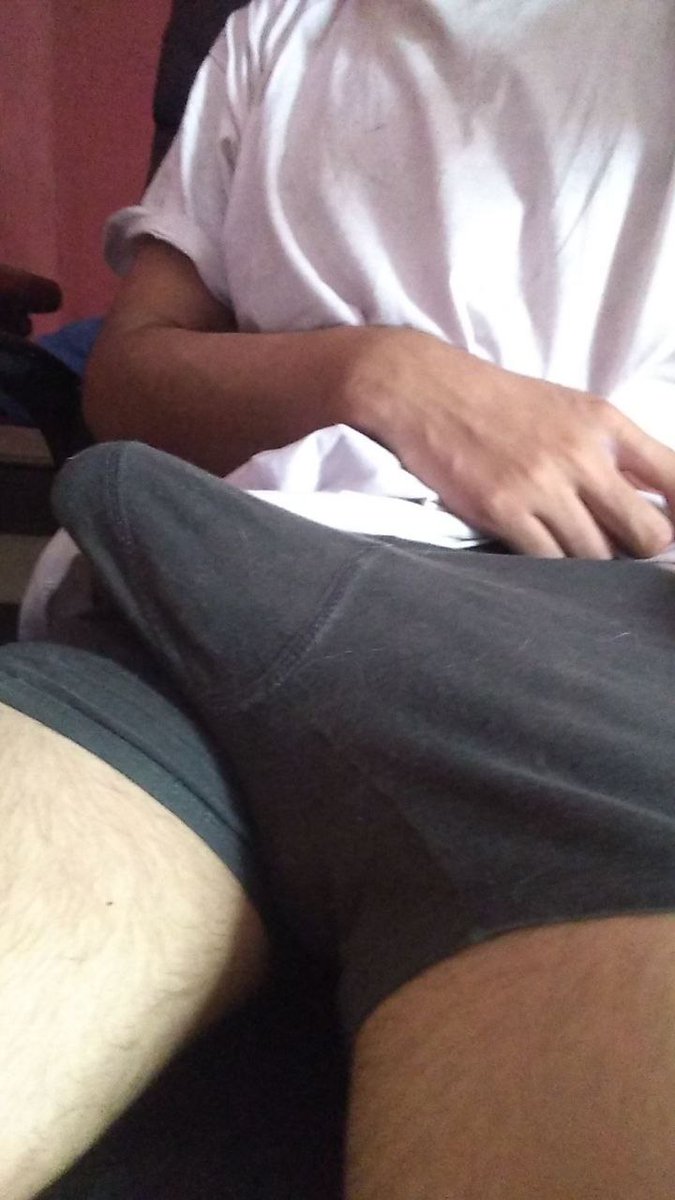 Bianel__'s tweet photo. Te dan morbo los bultos?

Escribeme al priv

#bulge #cock #morbo #gay #bi #cruising #heterovergón https://t.co/lFEs7GvDzH