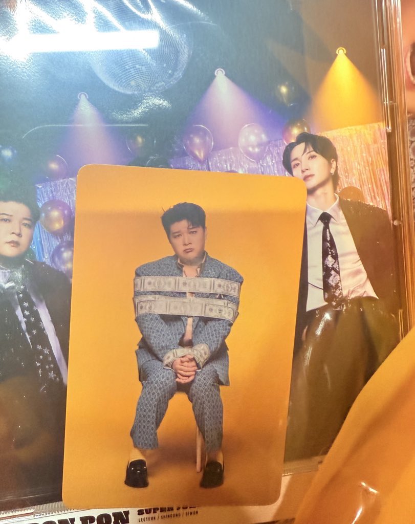 【交換】SUPERJUNIOR LSS 
タワレコ　ランダムフォトカード
トレカ

譲　シンドン
求　同種シウォン

4/23.24.25 会場にて交換希望
お気軽にお声掛け下さい^ - ^