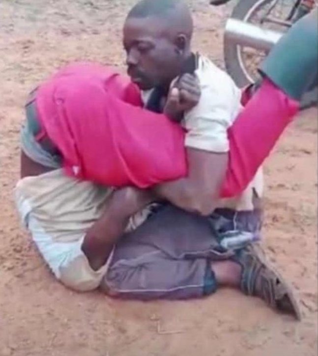 Embeela enkute bweti