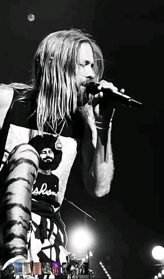 TY_4_ever's tweet photo. Tuesday #taylorhawkins🦅 pic
#neverforgetTaylorHawkins 🖤🕊🙏💔 https://t.co/L5Nrgs7hLP