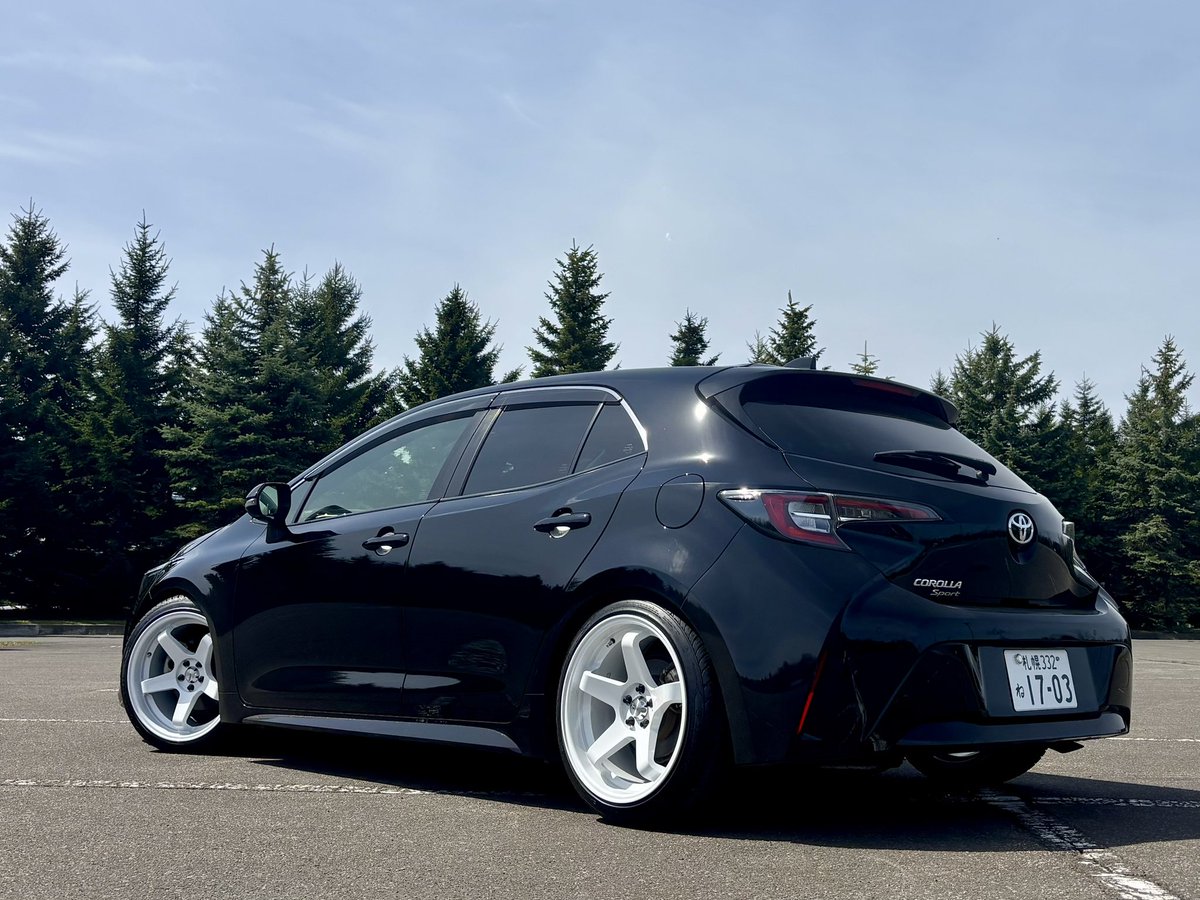kiyota_company's tweet photo. カローラスポーツ納車しました！
ソニカからの乗り換えです⚒️

とりあえずアルミ変えて下げただけ
今年からこの2台体制🙆

カロスポ乗りの皆様よろしくお願いします🙇
(ソニカは他のオーナー様が大事に乗ってます) https://t.co/u5QR8JUBEL