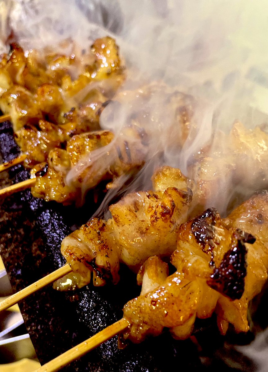 炭火で焼くやきとんは一味違う！！