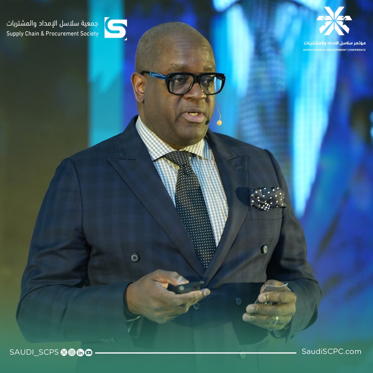 #اليوم_الثاني_من_مؤتمر_سلاسل_الامداد_والمشتريات

جلسة حوارية في تعزيز قيادتك وذكائك العاطفي لتمكين قوة الذكاء الاصطناعي!

هيو لوسون الرئيس - Lawson Leadership Advisory Ltd.