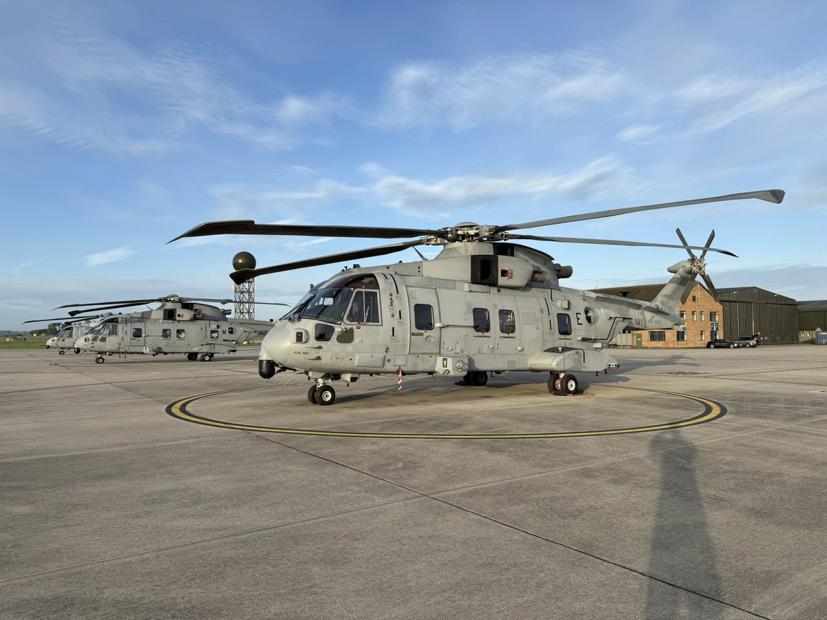 845 Naval Air Squadron (@845nas) on Twitter photo Ready, Set, Go! 🚦
We’re ready to embark for #CSG25. Standby for updates as we support <a href="/HMSPWLS/">HMS Prince of Wales</a> around the world.
#FlyNavy #Junglies Ready, Set, Go! 🚦
We’re ready to embark for #CSG25. Standby for updates as we support <a href="/HMSPWLS/">HMS Prince of Wales</a> around the world.
#FlyNavy #Junglies