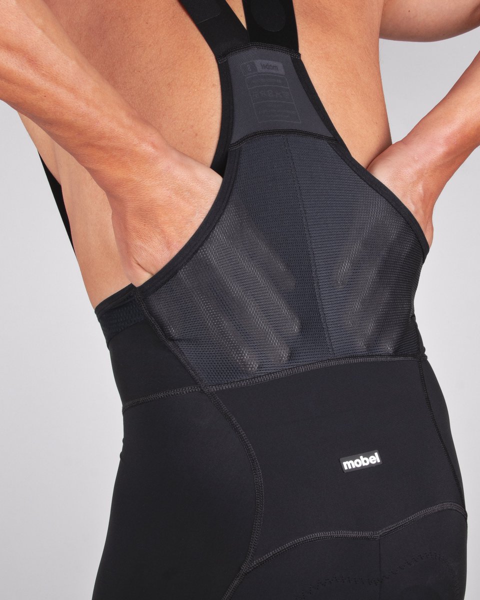 ¡El culote que necesitas! 🤩 S-Pro Adventure es el nuevo 'Cargo Bib' perfecto para #GravelBike, #MtbMarathon, #BikePacking o esas rutas interminables que tanto disfrutas. Bolsillos extra para llevar lo esencial a mano, calidad premium y un 10% DTO. por oferta de lanzamiento 🚀