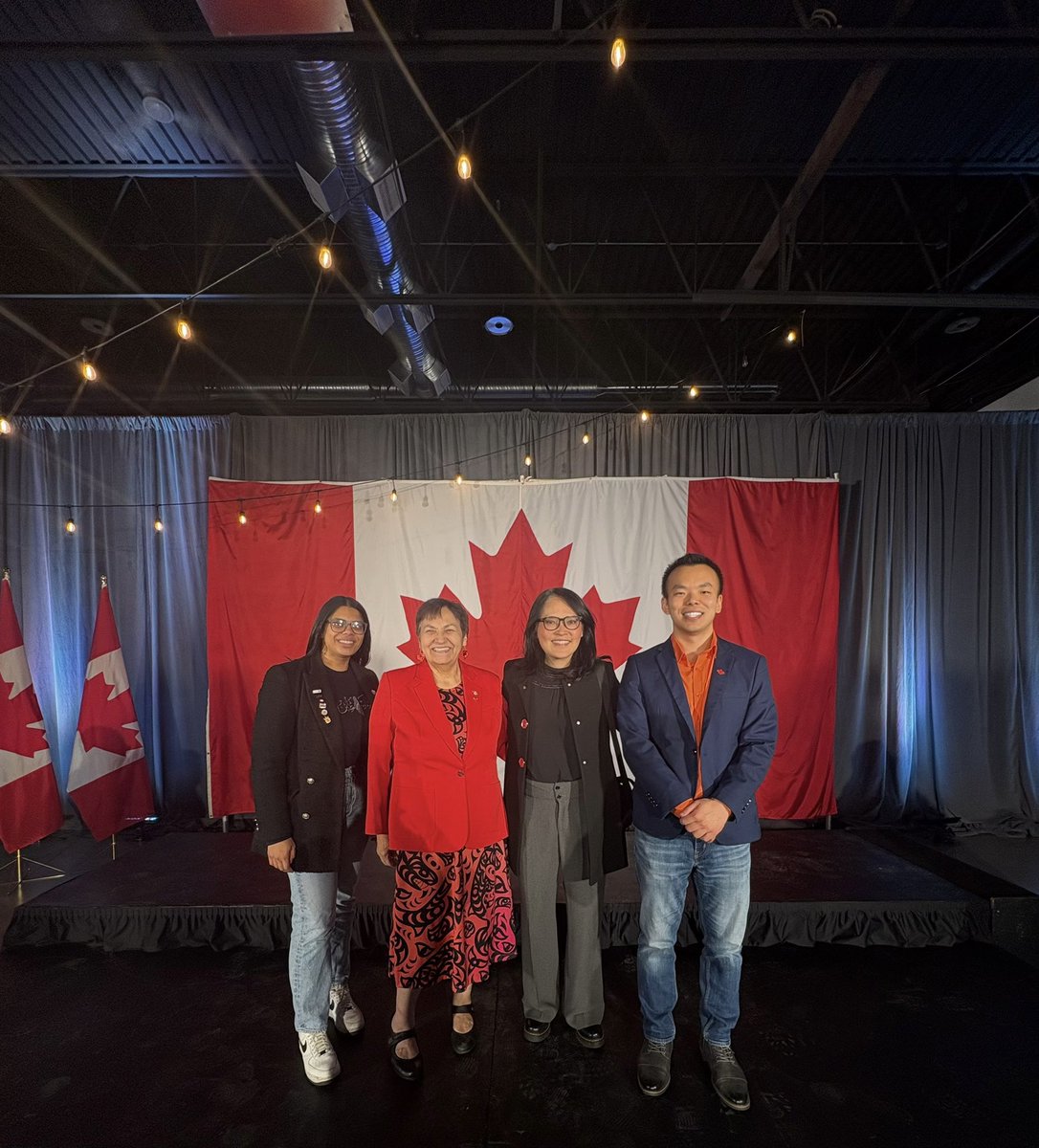 CityOfRMartin's tweet photo. Thank you, Port Moody! Proud to stand with @theJagmeetSingh and fellow @NDP candidates for a fairer, more affordable Canada.

Grateful to our volunteers. With days left, we’re listening, organizing, and showing we’re in it for people. 

#Cndpoli #ndp #federalelection https://t.co/XNt8CtZ9e6