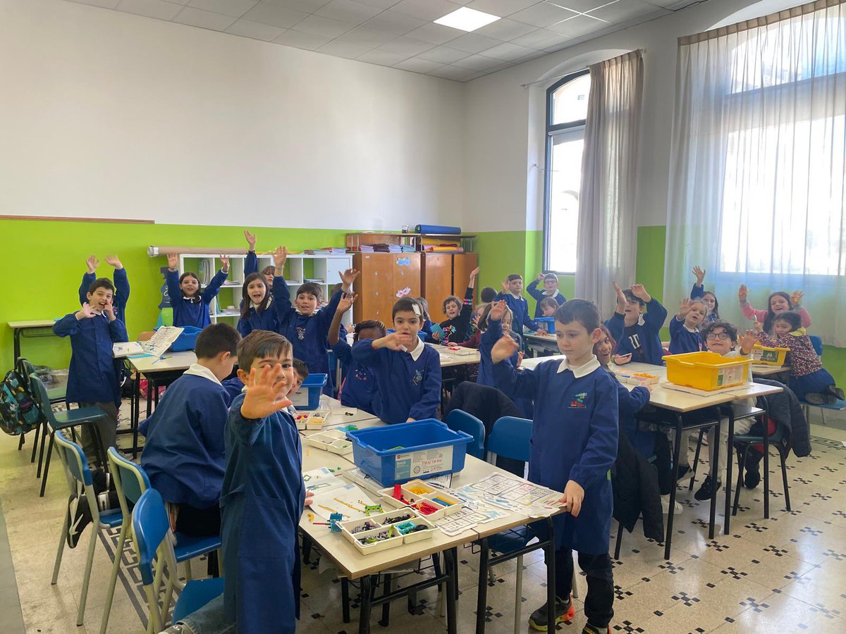 🚀 D.M. 65 - Multilinguismo e STEM 🚀

🤖Dal Coding alla Robotica, passando per i progetti STEM: i nostri laboratori coinvolgono i ragazzi dalla scuola dell’infanzia alla secondaria di I grado💻

Un grande grazie all’IC Bernacchia di Termoli per averci scelto! 🎉