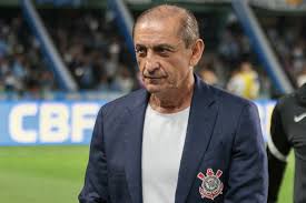 Raciocínio lógico. 
Se o Campeonato do Corinthians esse ano será não ser rebaixado, só tem um técnico que pode nos ajudar: 
Dom Ramon! Volta Ramon! 
Kkkkkkkkkkkkkkkkkkkkkkk