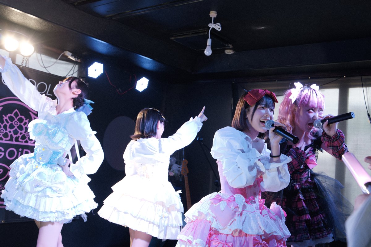 koike_1_5a's tweet photo. 4/20弘前MEGOiDOL劇場
GIRLS BREAK vol.3
ゆにぴ&MEGOiDOL
#HASHHASH #ゆにぴ #MEGOiDOL #青森アイドル https://t.co/SisLf70K01