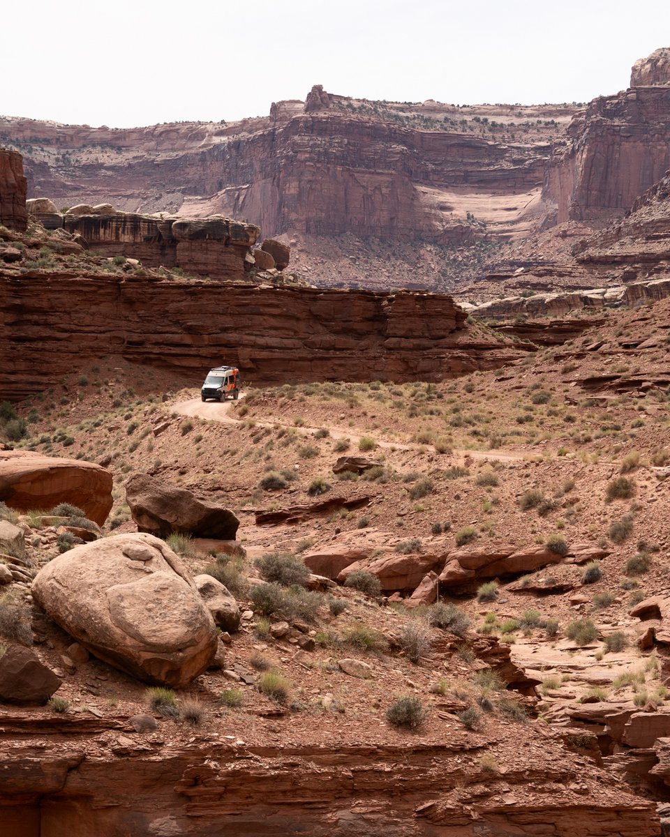 Outsidevan's tweet image. The world is big. Your van is small. 

The Earth is waiting, Go chase it. 🌎 

#EarthDay #LiveBeyond