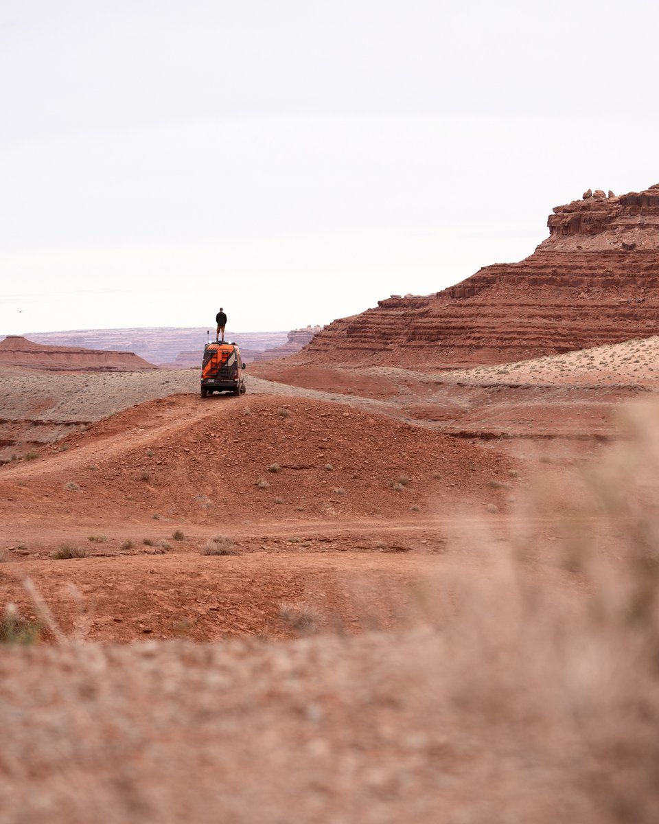 Outsidevan's tweet image. The world is big. Your van is small. 

The Earth is waiting, Go chase it. 🌎 

#EarthDay #LiveBeyond