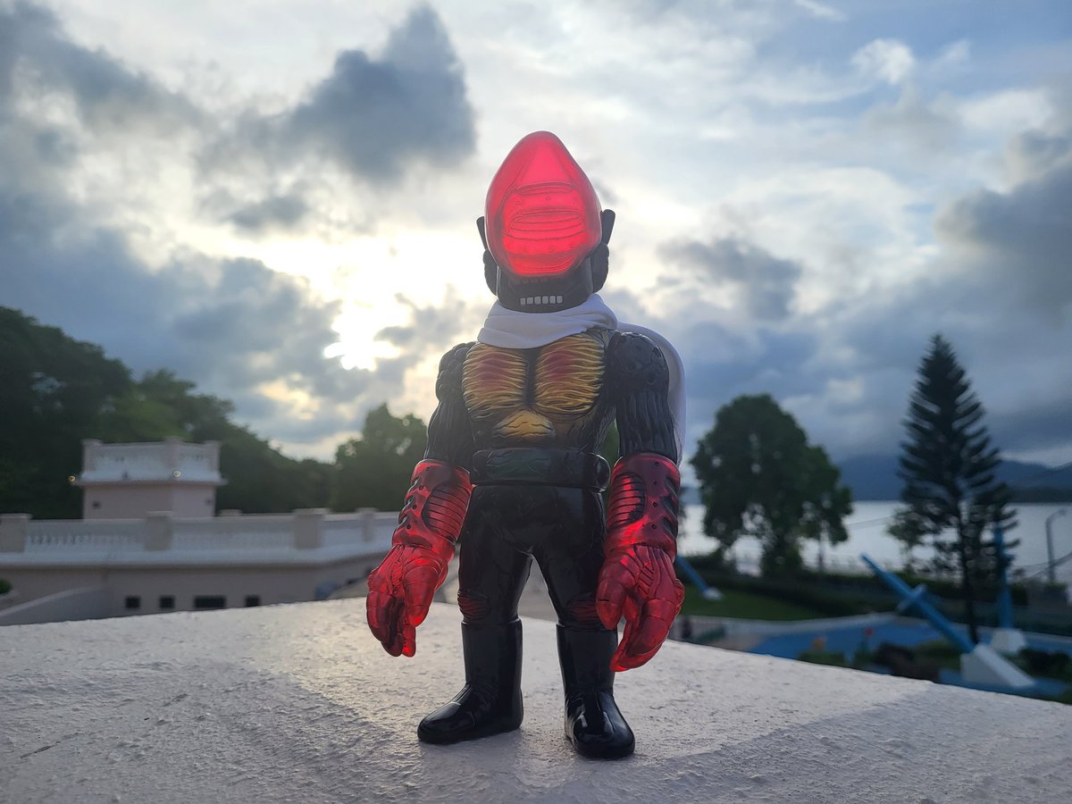 spider_tf's tweet photo. ⚡⚡#RHND♦️♦️

#エイリマン #eiriman #rxh #realxhead #realhead #aoto #真頭玩具 #sofubitoys #softvinyl #リアルヘッド #goldenegg #aliman #realxhead_mori  #realhead_mori https://t.co/qPBiKHXVho