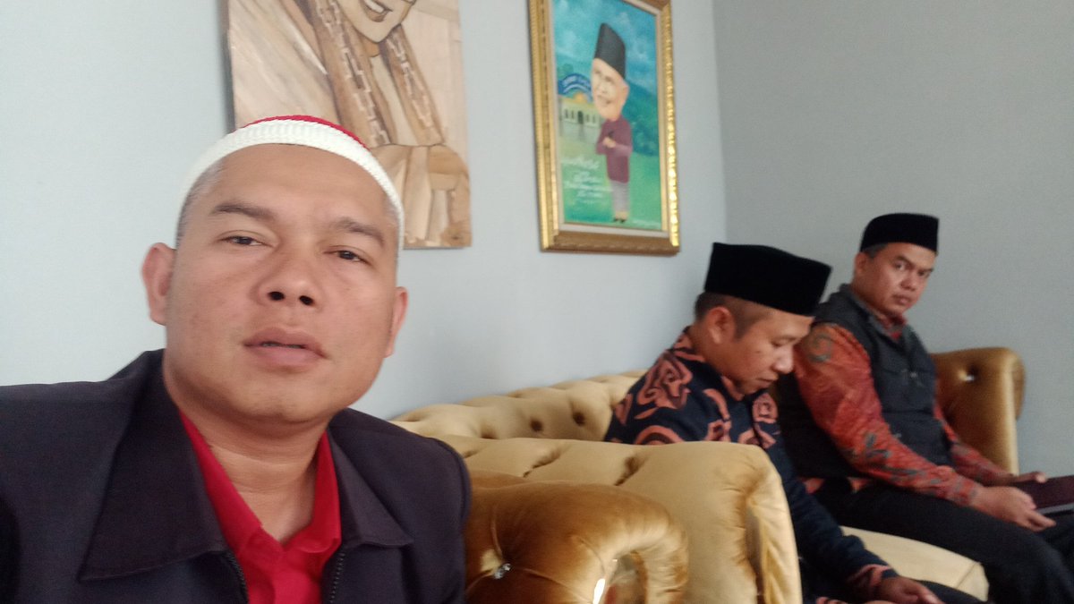 fery3738's tweet photo. Bersama orang orang hebat https://t.co/xXK6QSaJyC