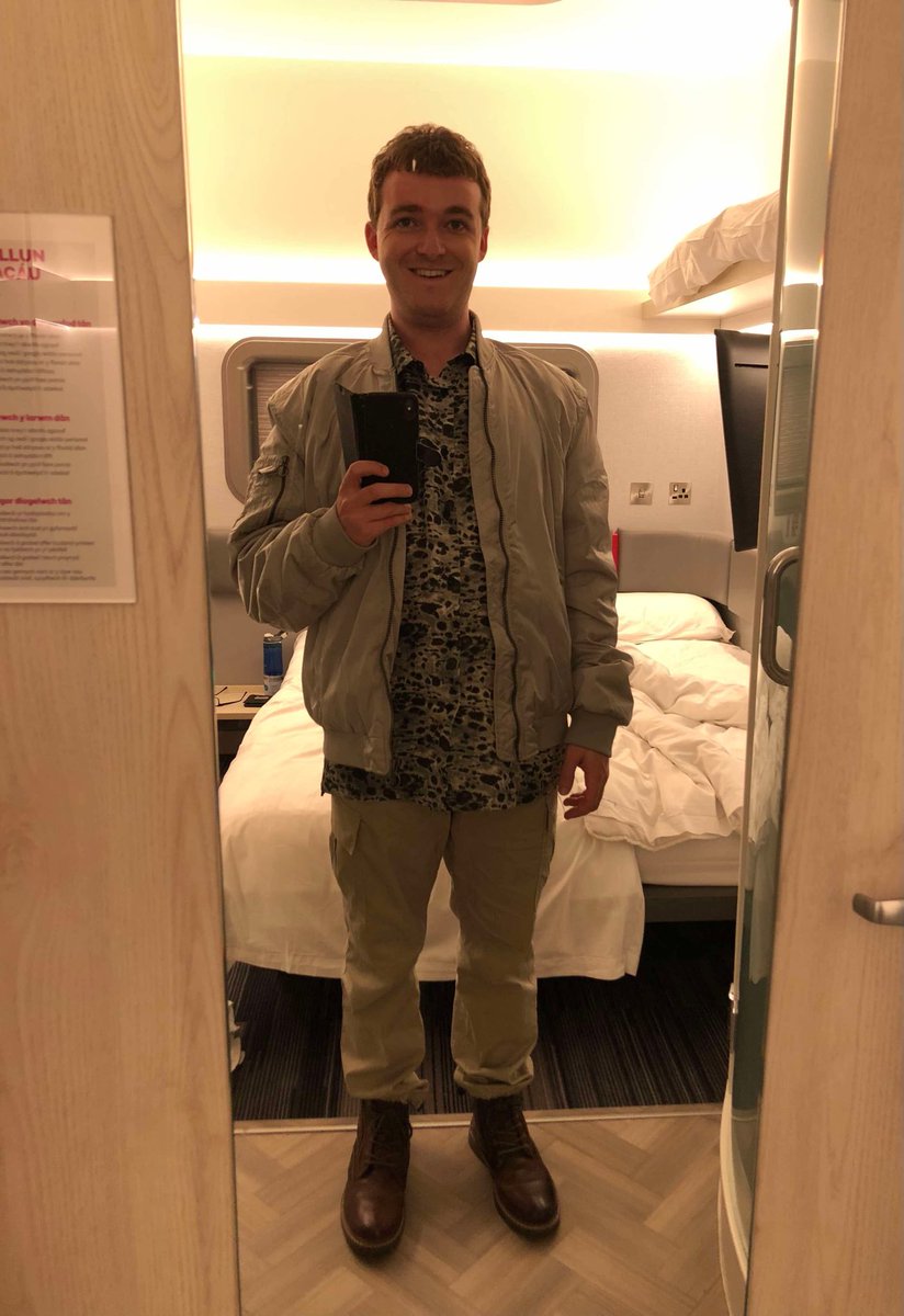 Found a photo of me back in 2021 for <a href="/ghuwevans/">Ghuw Evans</a> <a href="/netflix/">Netflix</a> movie “Havoc”. My outfit was for the Medusa night club scene, although I look like I’m on an African safari 🎬😂