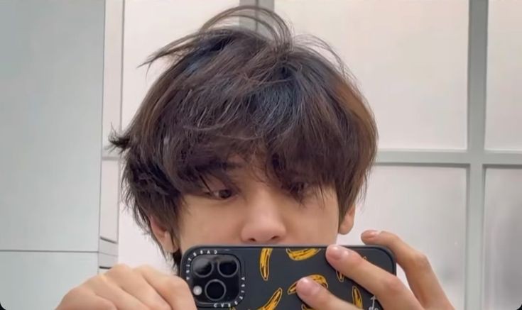 hourly chanyeol tweet media