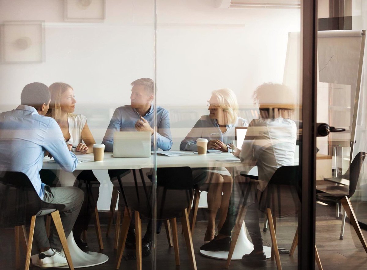 OUINC's tweet image. Finals week is here at @oaklandu 📚 Sending good vibes and brainpower to everyone hitting the books! May your coffee be strong, your notes be organized, and your focus be unstoppable ✨ #OaklandUniversity #Finals #StudyMode #GoodLuck