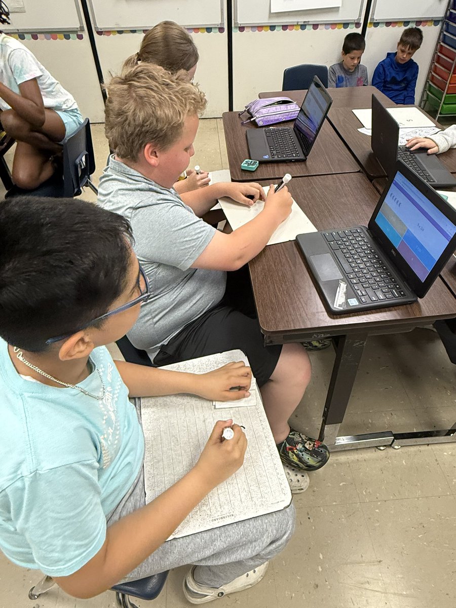 BarkerFinckCrew's tweet image. The #BestFourthGradersInTheDistrict LOVE #Blooket for fun practice and a quick way to assess progress. We can intervene and extend based on their data. #JCPSDigIn @JCPSDigIn