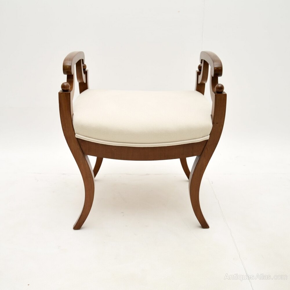antiques_atlas's tweet image. For SALE on Antiques Atlas we have this Pair of #Antique Satin Birch Biedermeier Stools  antiques-atlas.com/antique/pair_o… 1870-1890 period
From Marylebone Antiques @retroantiques1 
 #AntiqueFurniture #biedermeier #biedermeierfurniture