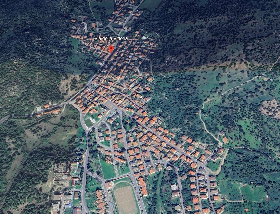 Abbanoa's tweet photo. #Orotelli, le squadre del pronto intervento di #Abbanoa stanno eseguendo un intervento urgente di riparazione nella condotta in via Della Vittoria. Fino alla conclusione dei lavori, prevista per le 17, sarà necessario sospendere l’erogazione alle utenze del quartiere Mussinzua. https://t.co/0g3jh5uSll
