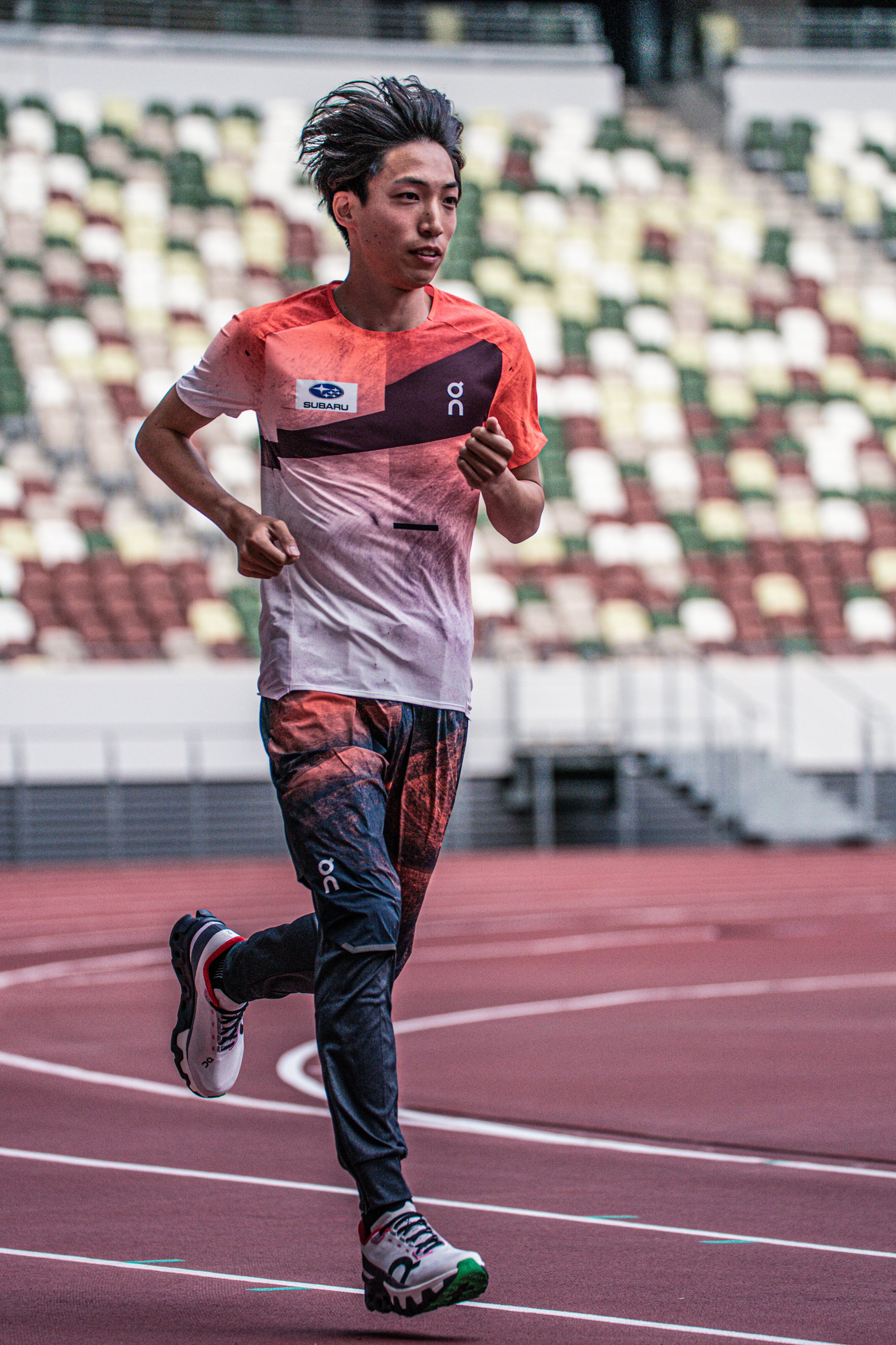 世界記録) 横田創 第43回群像新人文学賞受賞作 大型新人の
