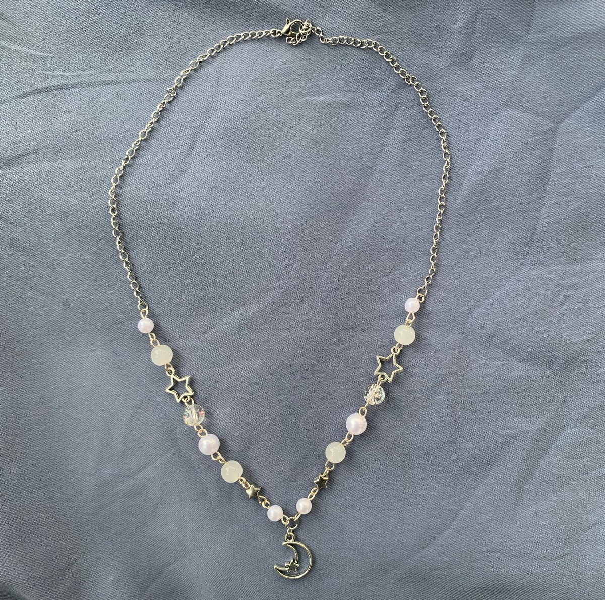 I make really really cute aesthetic jewelry btw😞🎀
Send a DM 💗