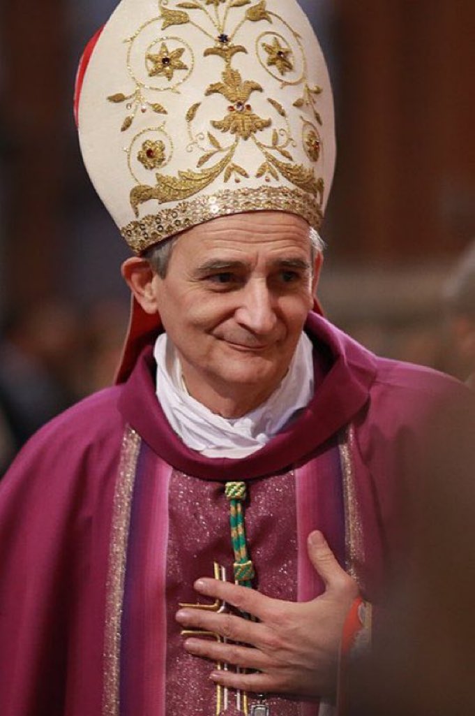 this1sluca's tweet image. questa diva pare sia stato accusato dalla chiesa di avere benedetto in segreto una coppia omosessuale qualche anno fa.
voto lui.