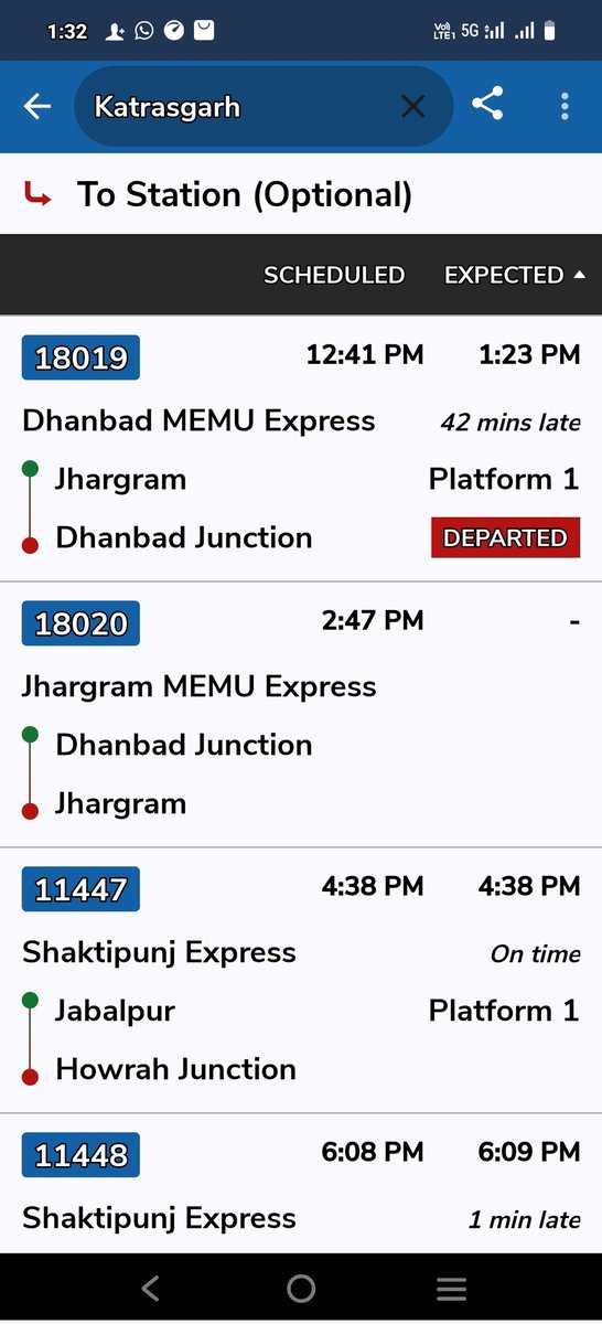 gupta_awaz's tweet photo. @drmdhnecr @dc_dhanbad @RailMinIndia @srdomdhn @AomDhanbad @rpfecrdhn महोदय,आपके निर्देश के बावजूद भी कतरासगढ़ स्टेशन पर सभी लोकल ट्रेनों को दो नंबर पर रोका जा रहा है. ट्रेन नंबर 18019 धनबाद मेमो झारग्राम लोकल अभी 1 बजकर 23 मिनट में रोका गया था.जो इस वीडियो में साफ दिखाई पड़ रहा है  यात्री काफी परेशान है. https://t.co/IJtkmqIE40