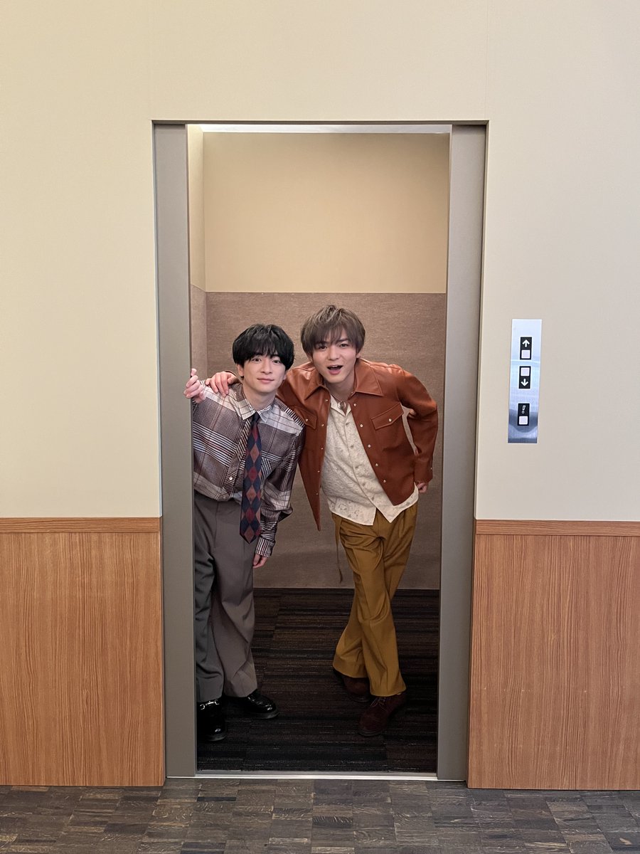 □━━━━━━━━━□ 1F やぶちねFloor ~ジャケ写撮影オフショット